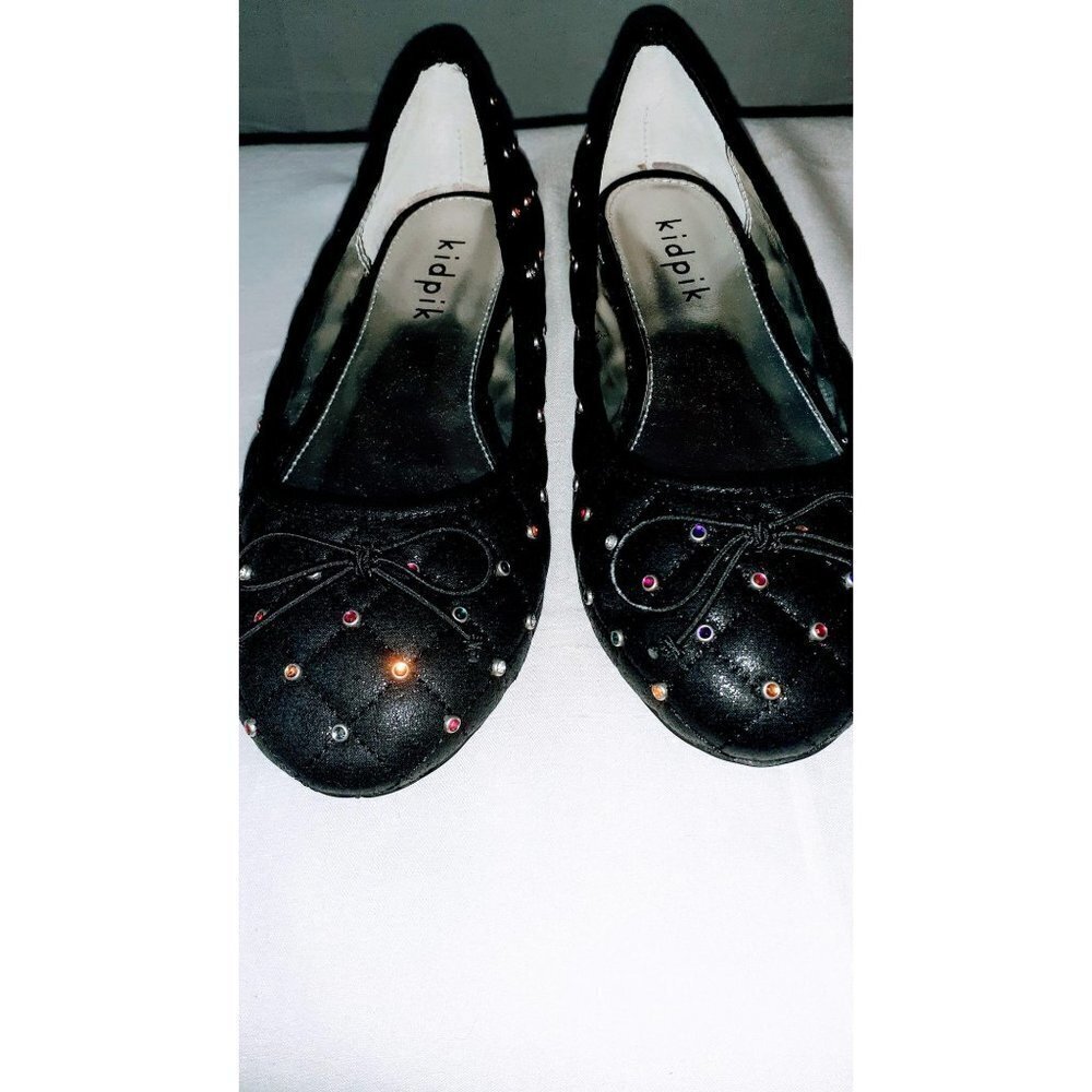 Girls shoes